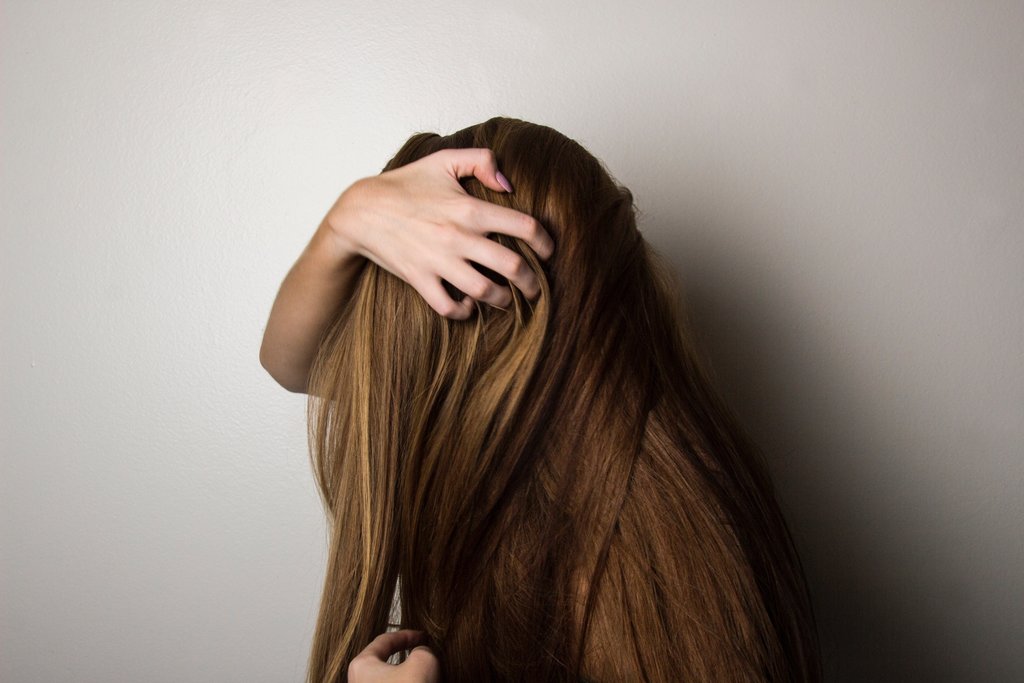 rsz_brown-hair-female-girl-1159334