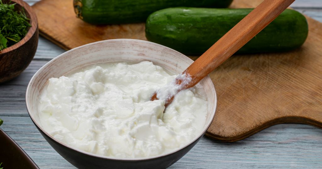 cucumber and yogurt for skin lightening