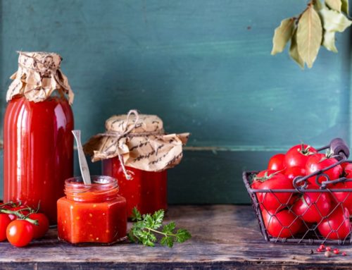 Homemade Tomato Puree Recipe (Free From Preservatives)