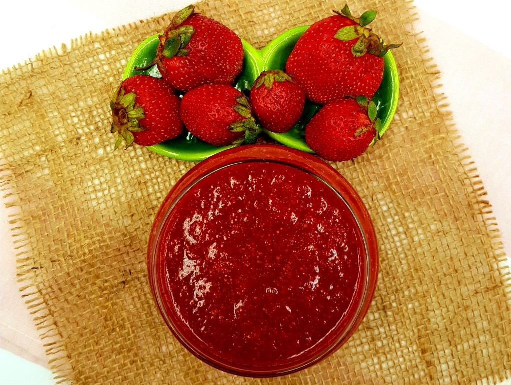 homemade strawberry puree