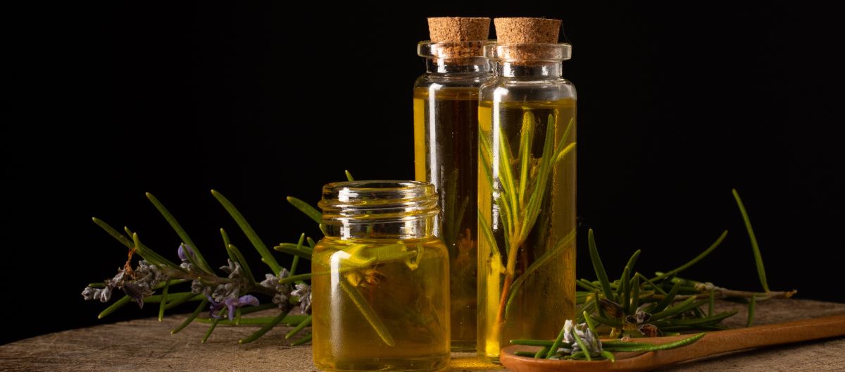 close-up-plastic-bottles-with-medical-oil castor oil